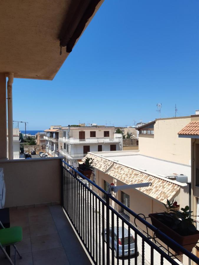 Apartamento A Casa Di Loretta Terrasini Exterior foto