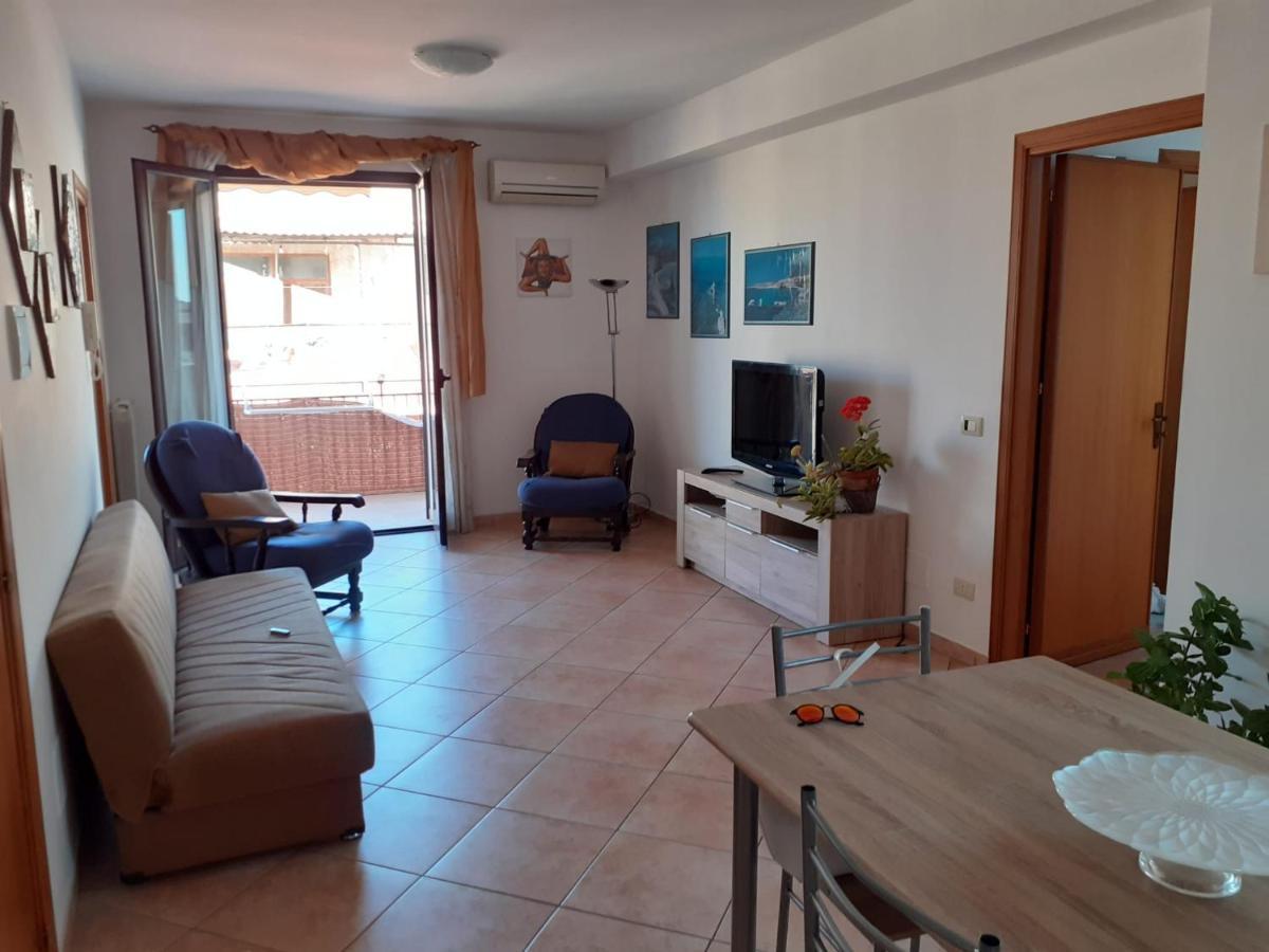 Apartamento A Casa Di Loretta Terrasini Exterior foto