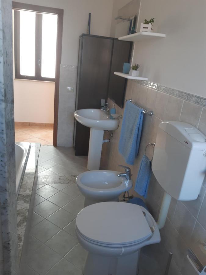 Apartamento A Casa Di Loretta Terrasini Exterior foto